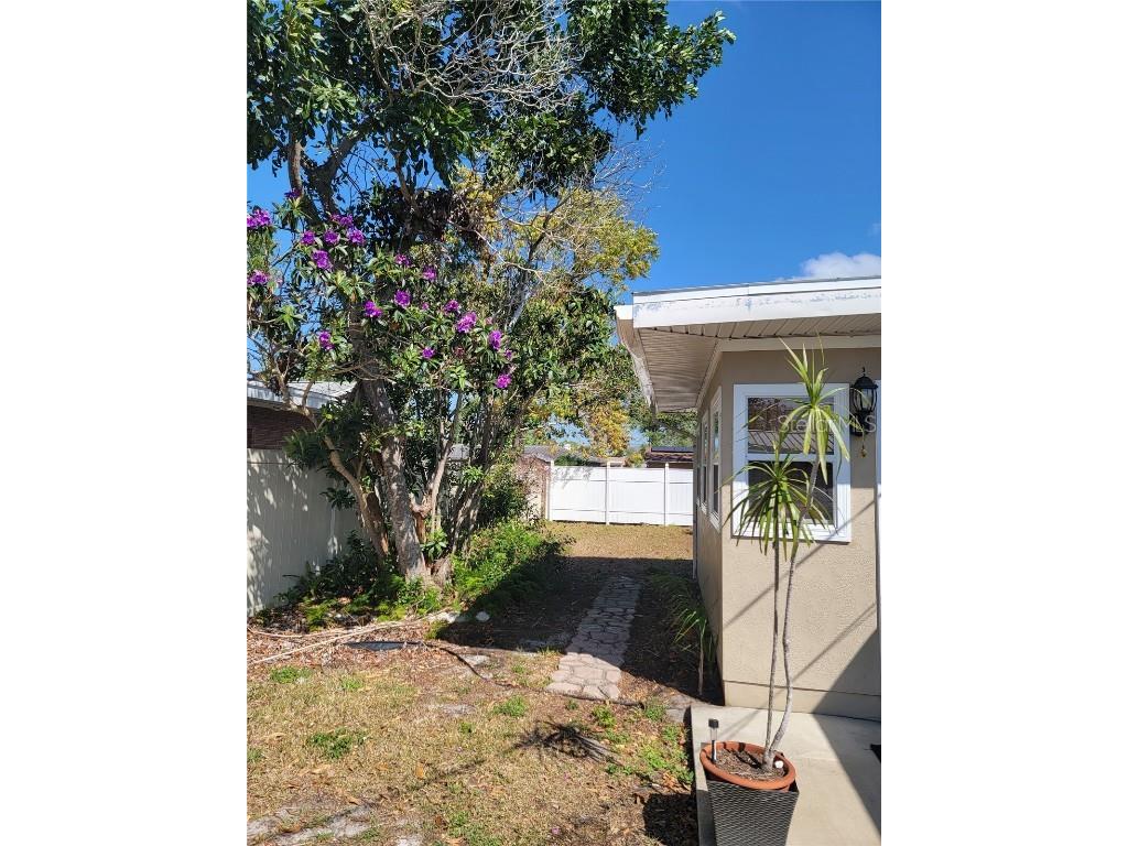 2850 41st Street N Saint Petersburg FL 33713 TB8362762 image23