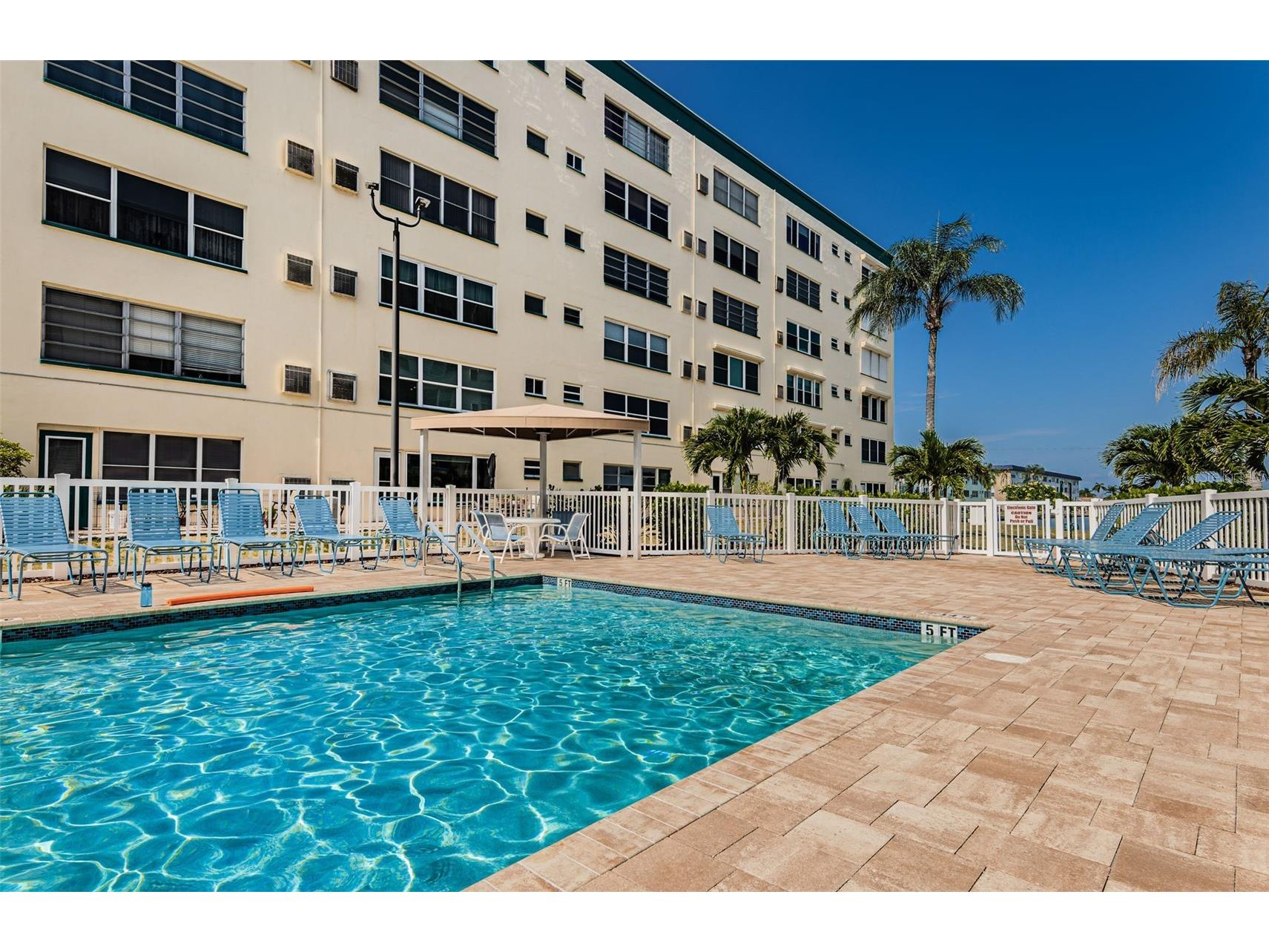 2850 59th Street S #204 Gulfport FL 33707 TB8487278 image38