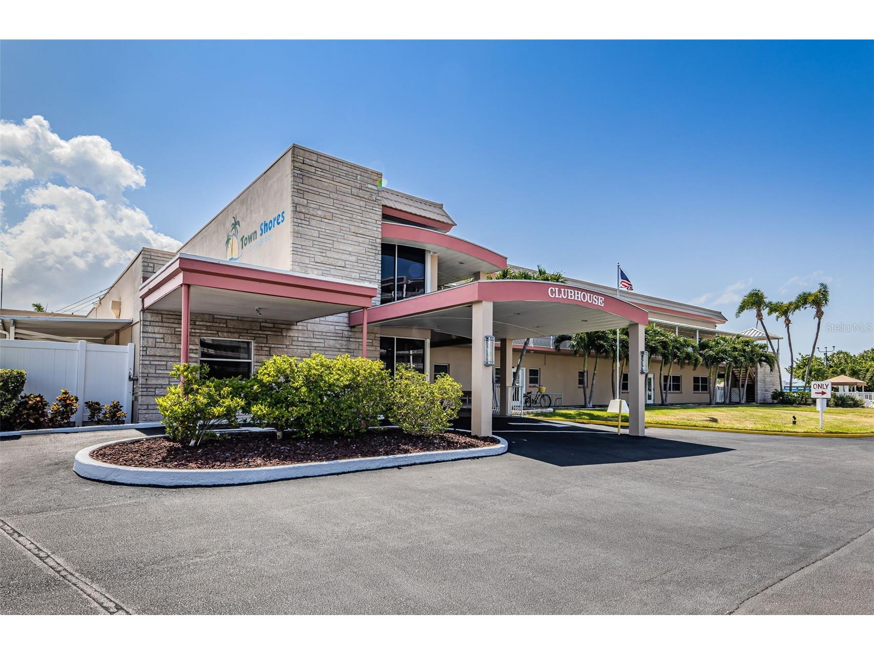 2850 59th Street S #204 Gulfport FL 33707 TB8487278 image42