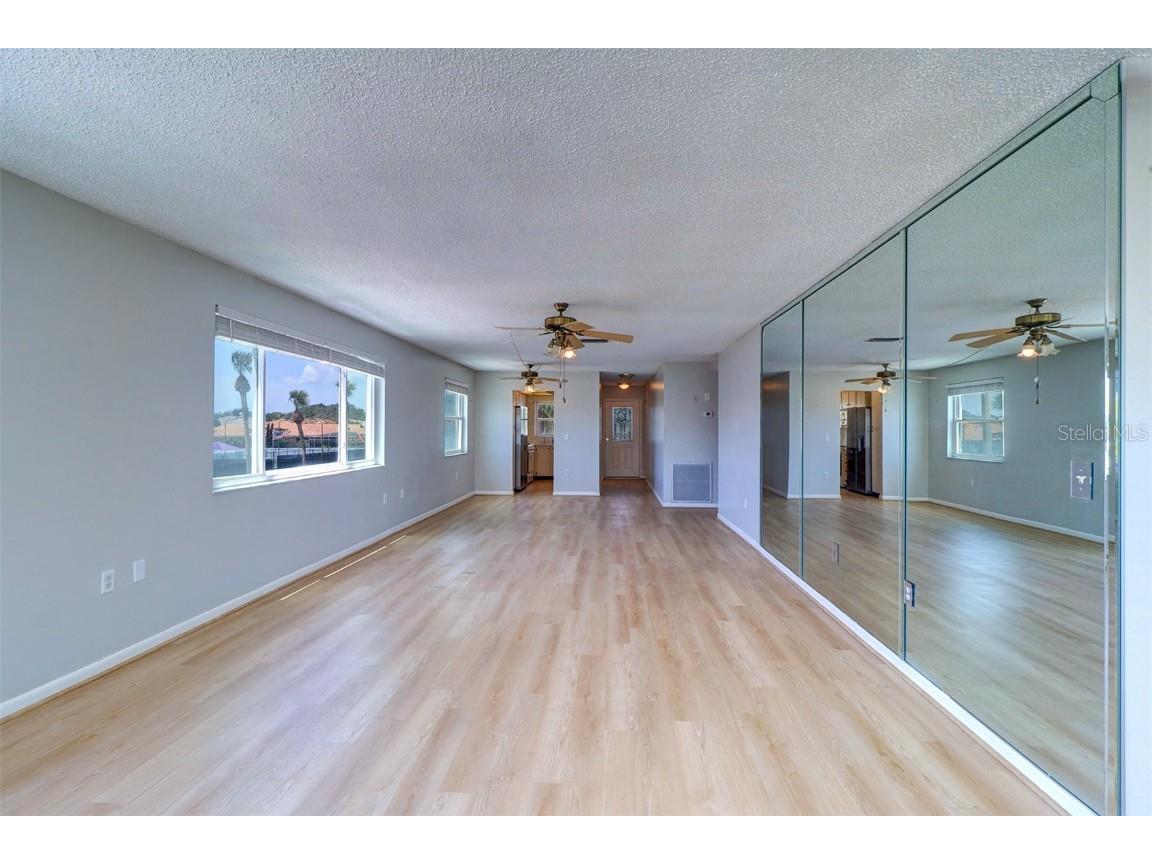 2850 59th Street S #215 Gulfport FL 33707 U8242064 image6