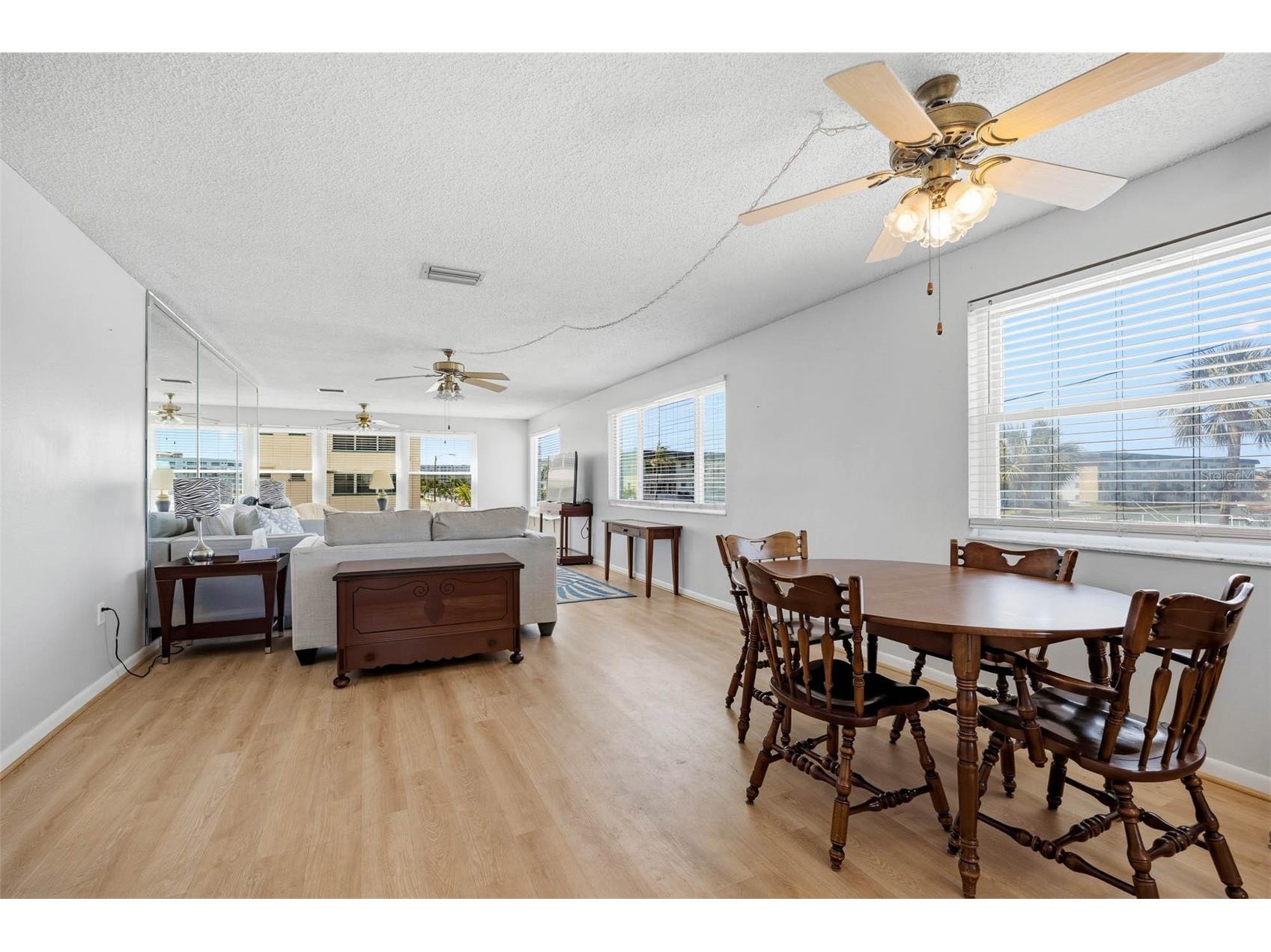 2850 59th Street S #215 Gulfport FL 33707 TB8499609 image3