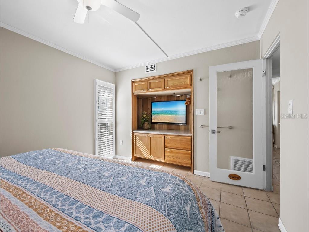 2850 Gulf Of Mexico Drive #2 Longboat Key FL 34228 A4670111 image6