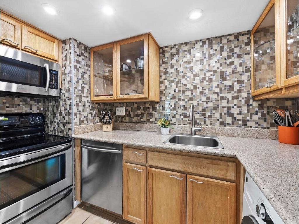 2850 Gulf Of Mexico Drive #2 Longboat Key FL 34228 A4670111 image8