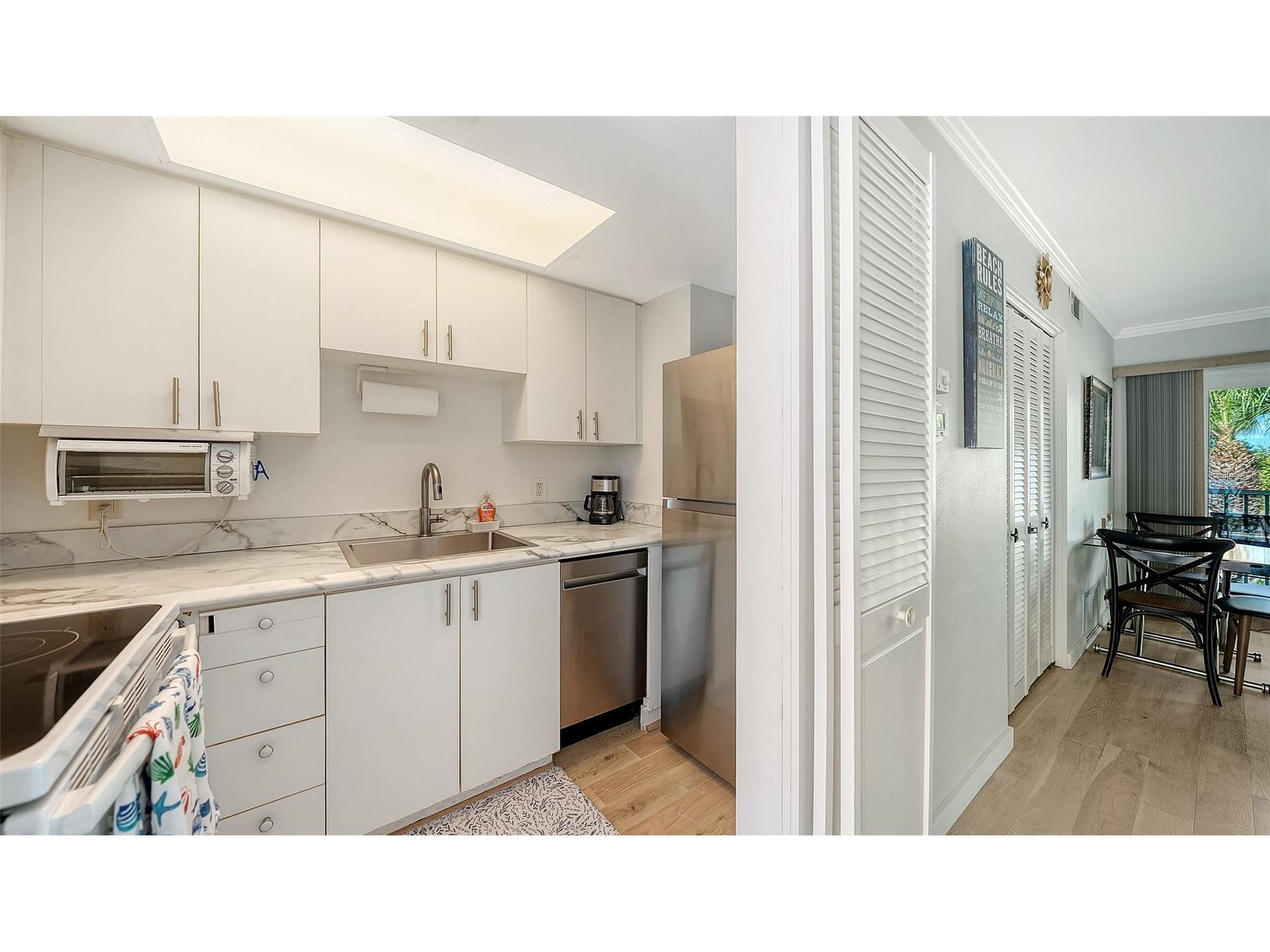 2850 Gulf Of Mexico Drive #4 Longboat Key FL 34228 A4698791 image18