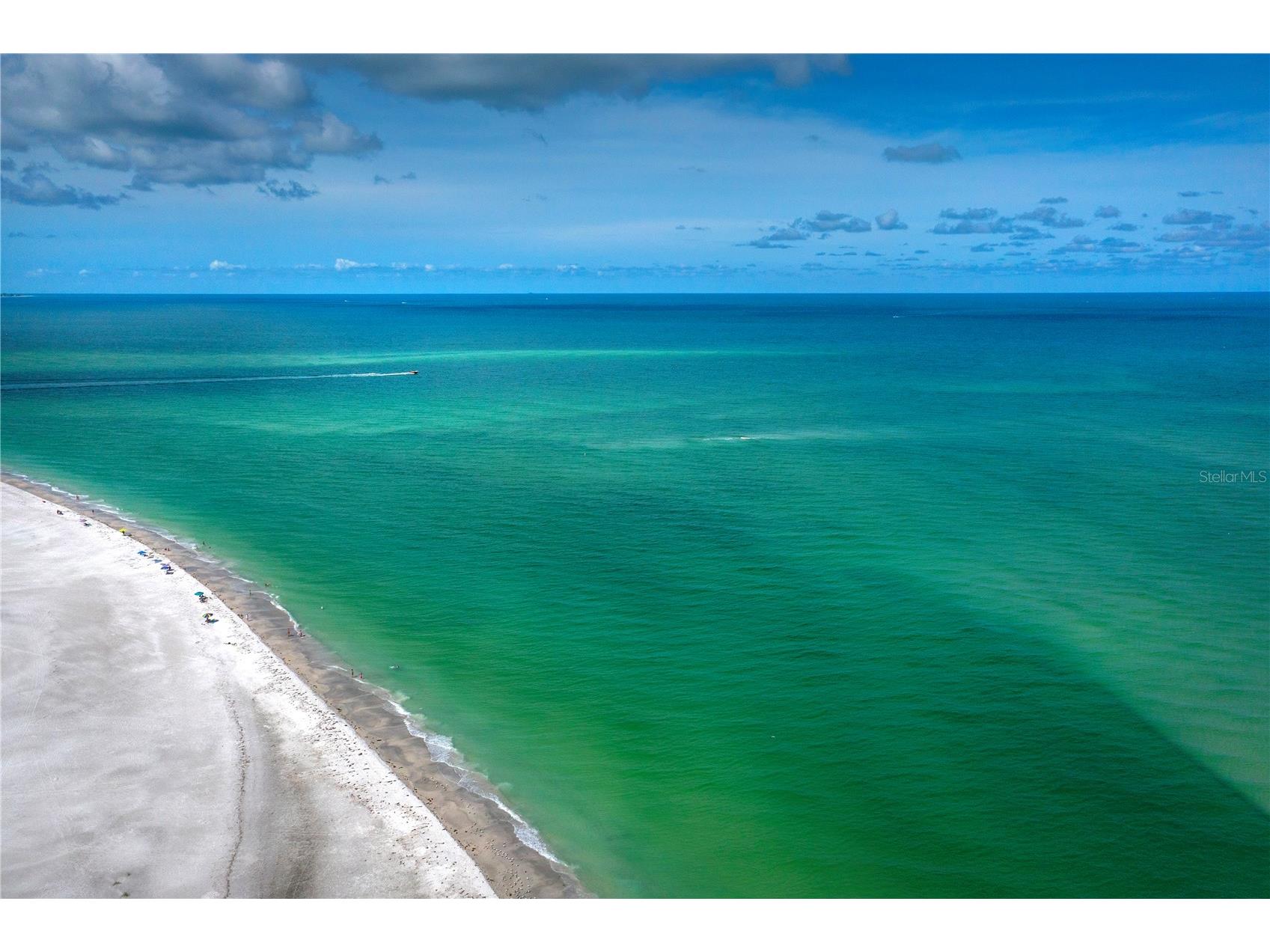 2850 Gulf Of Mexico Drive #5 Longboat Key FL 34228 A4691701 image1