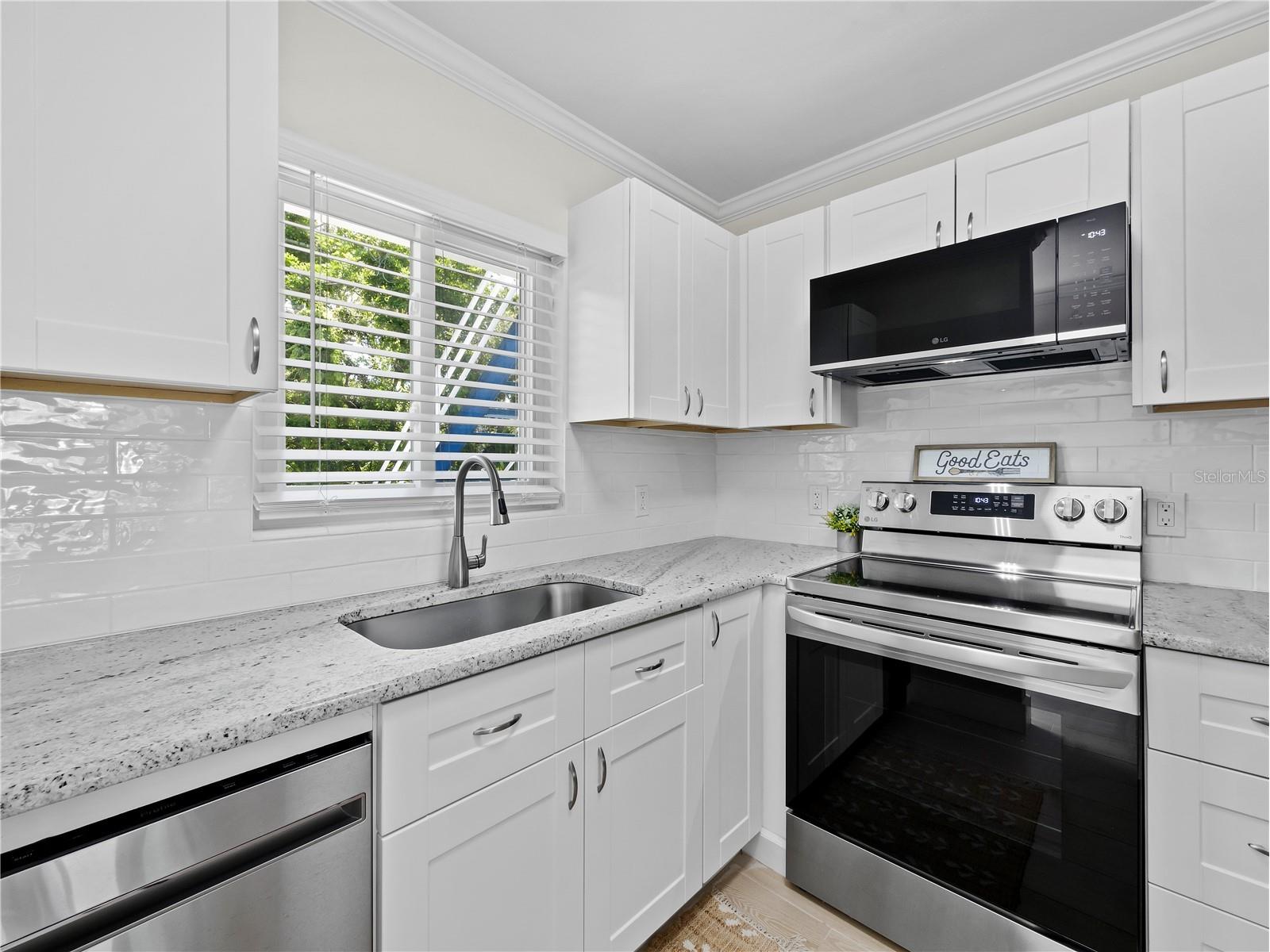 2850 Gulf Of Mexico Drive #5 Longboat Key FL 34228 A4691701 image9