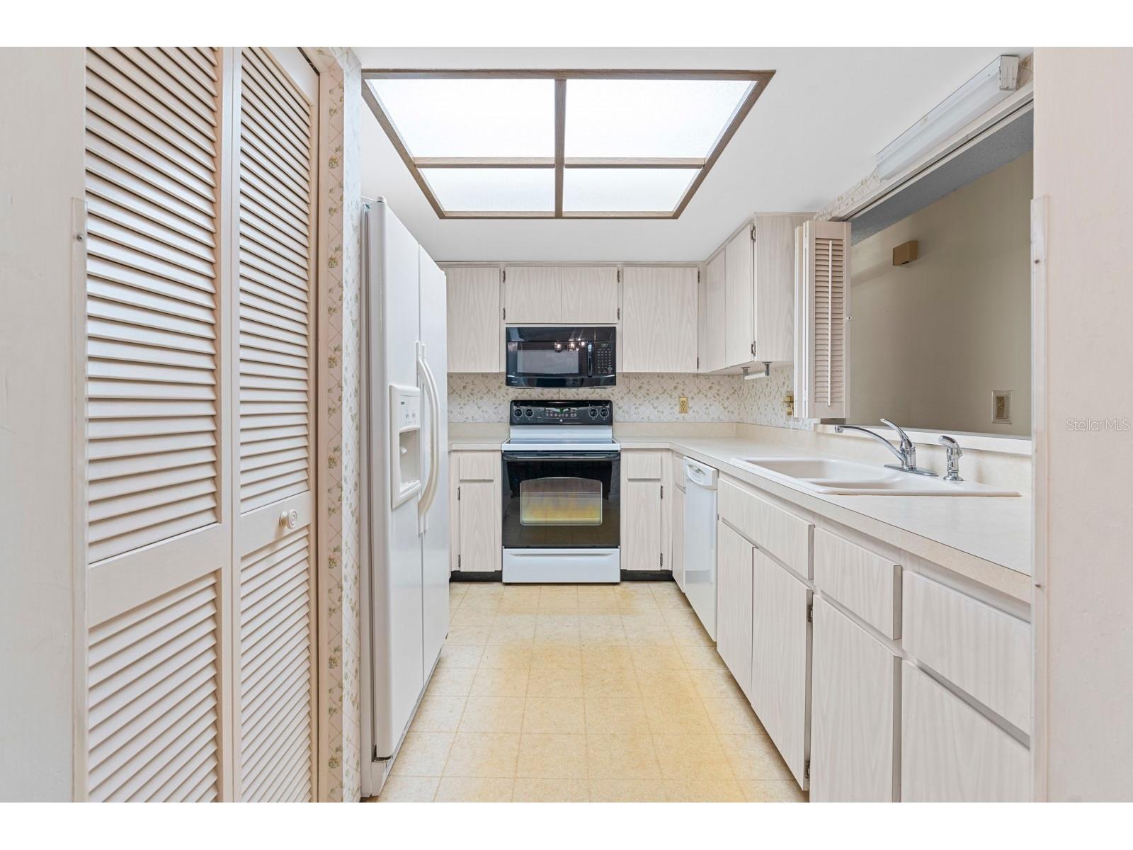 2850 Highlands Boulevard #A Palm Harbor FL 34684 TB8465261 image13