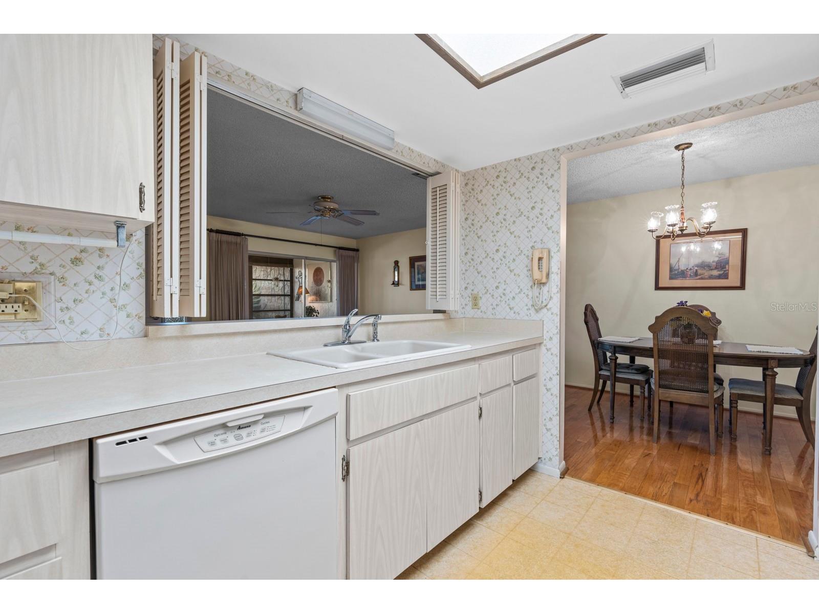 2850 Highlands Boulevard #A Palm Harbor FL 34684 TB8465261 image14