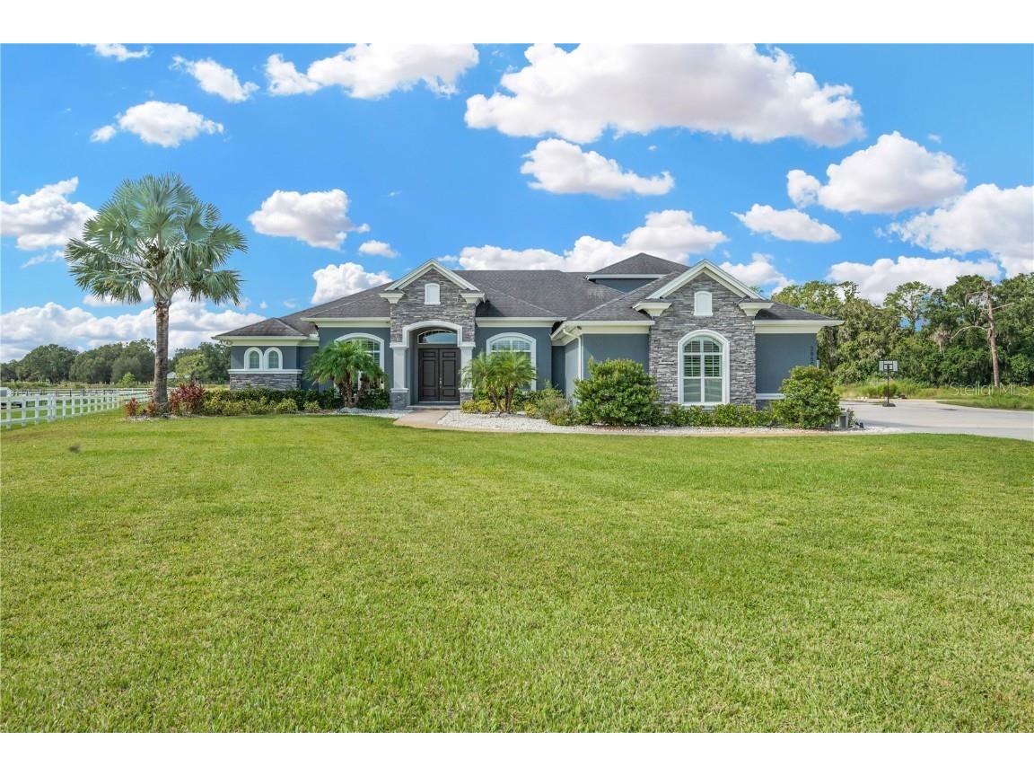 2850 Saddle Ridge Lane Lakeland FL 33810 TB8434033 image1