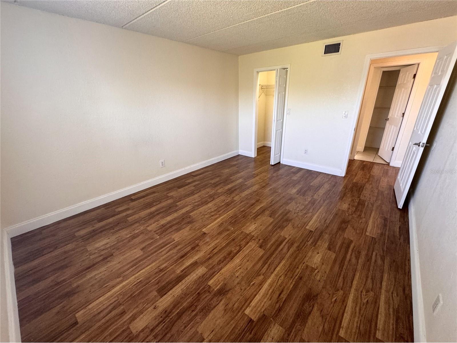 2850 Somerset Park Drive #201 Tampa FL 33613 O6390322 image6