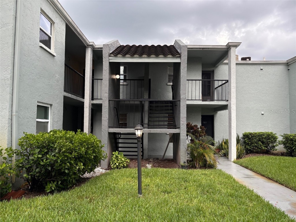 2850 Somerset Park Drive #202 Tampa FL 33613 TB8408263 image1