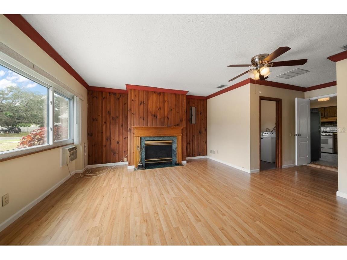 2850 Spring Lake Drive Clearwater FL 33759 TB8430383 image3