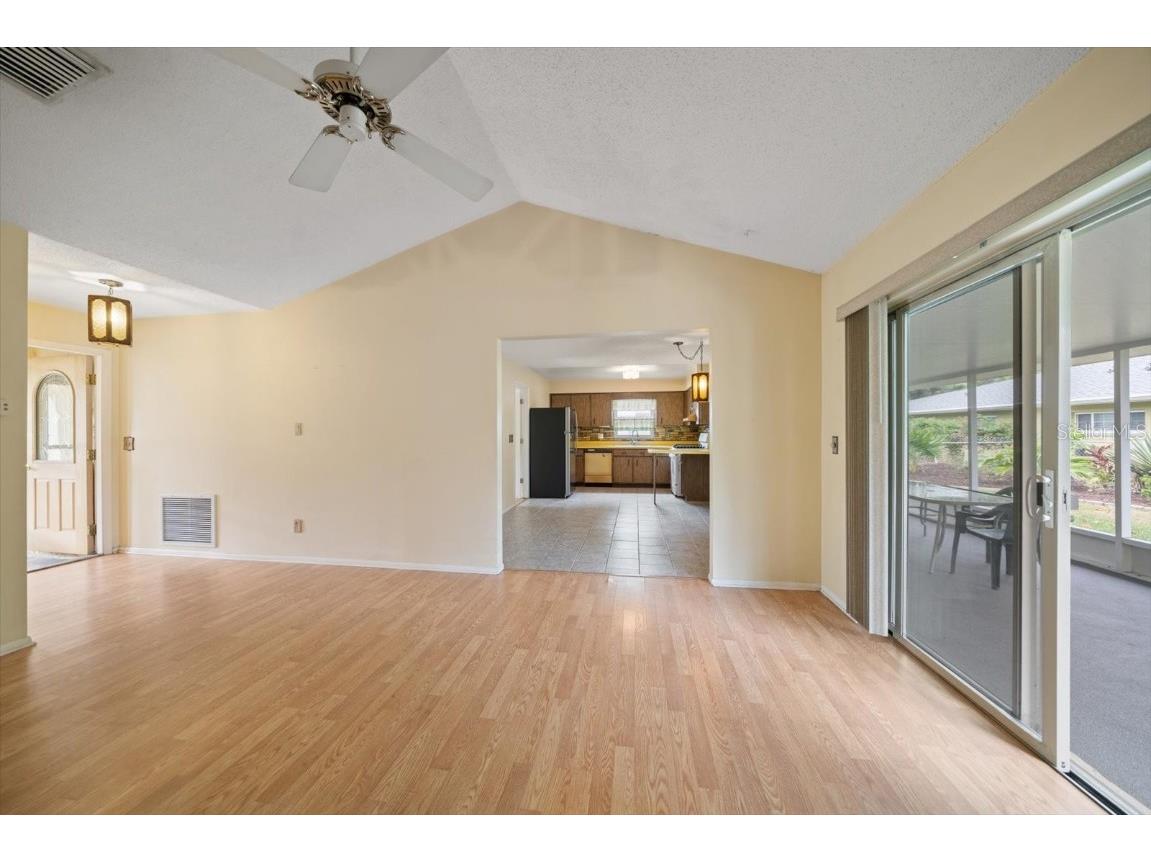 2850 Spring Lake Drive Clearwater FL 33759 TB8430383 image9