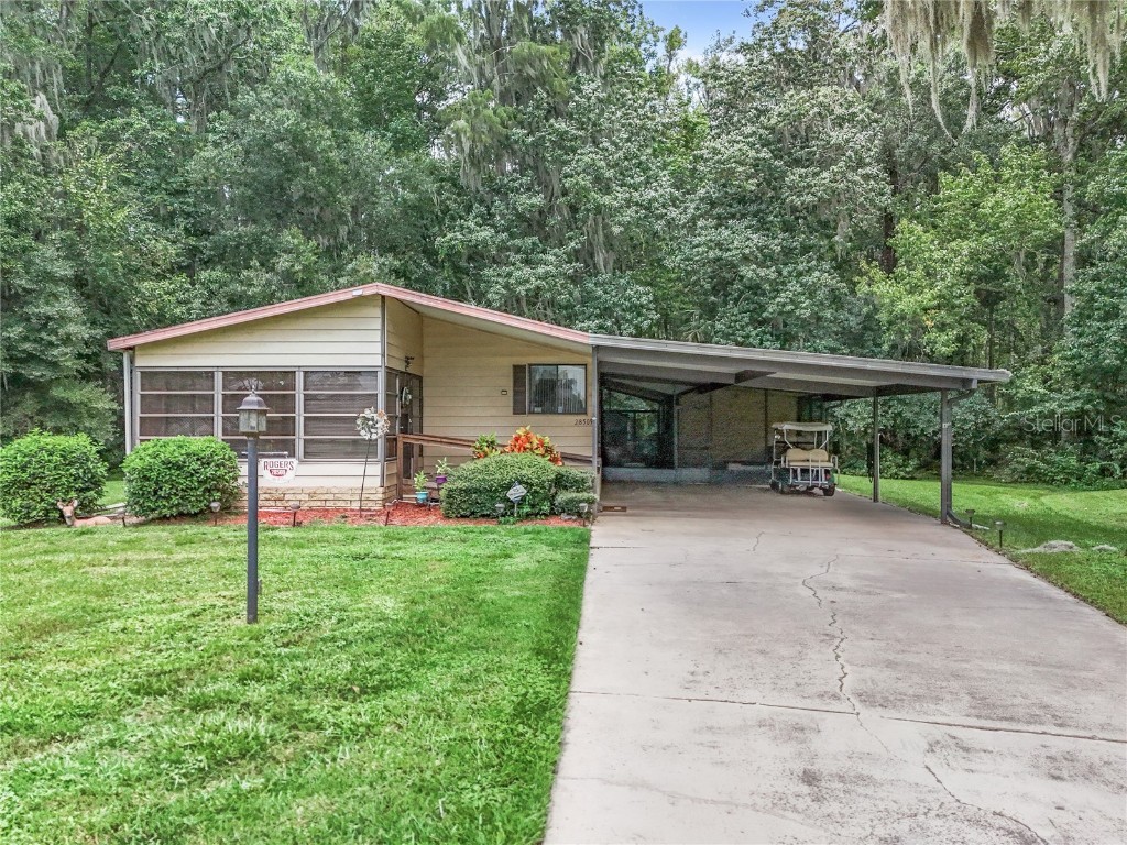28509 Hazeltop Court Leesburg FL 34748 G5085506 image1