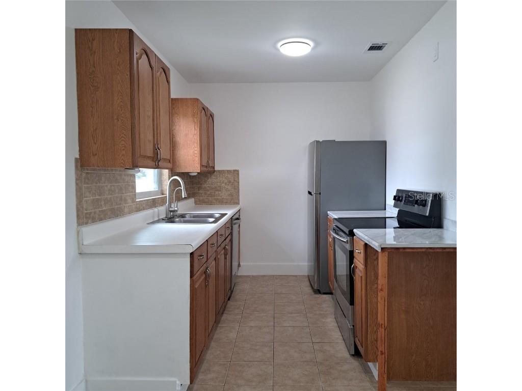 2851 28th Avenue N Saint Petersburg FL 33713 TB8454664 image11