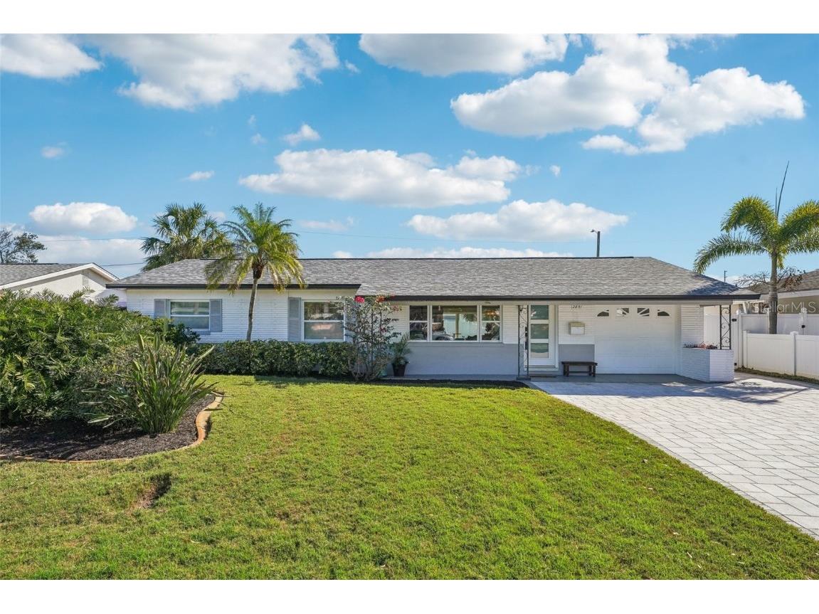 2851 66th Way N Saint Petersburg FL 33710 TB8348133 image1