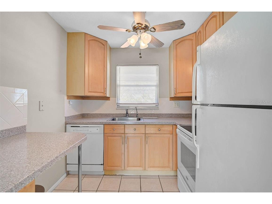 2851 Swifton Drive #39 Sarasota FL 34231 A4677018 image11