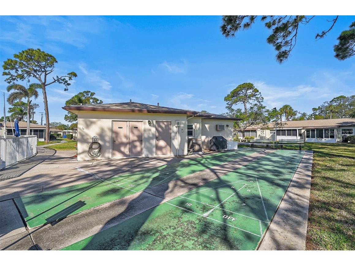2851 Swifton Drive #39 Sarasota FL 34231 A4677018 image24