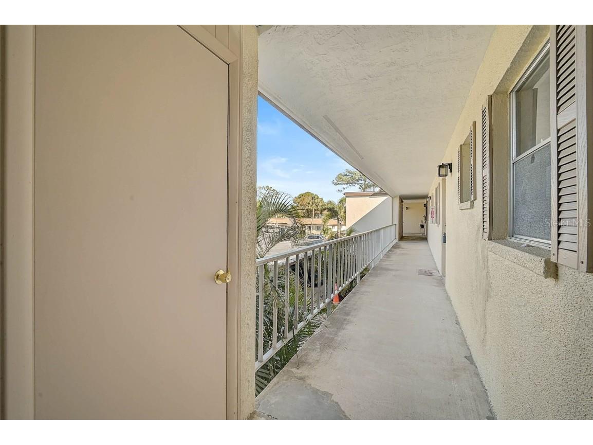 2851 Swifton Drive #39 Sarasota FL 34231 A4677018 image6