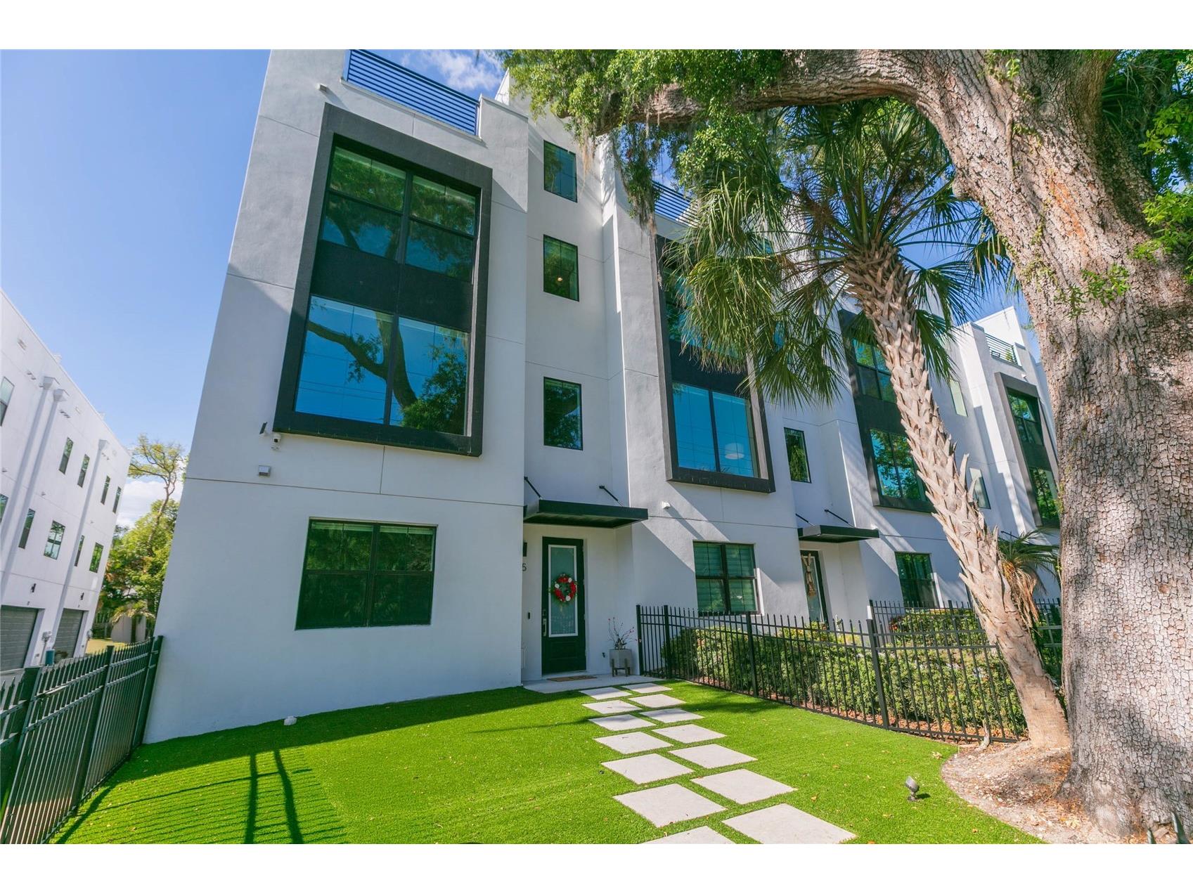 2851 W Gandy Boulevard #5 Tampa FL 33611 TB8501803 image1