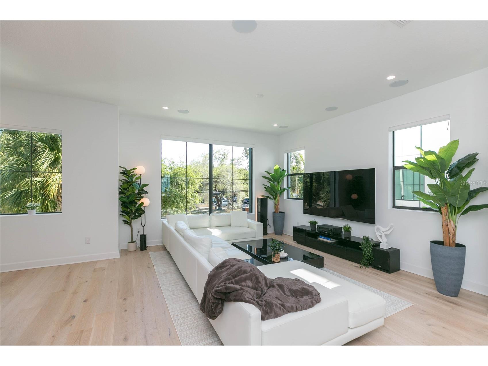 2851 W Gandy Boulevard #5 Tampa FL 33611 TB8501803 image2