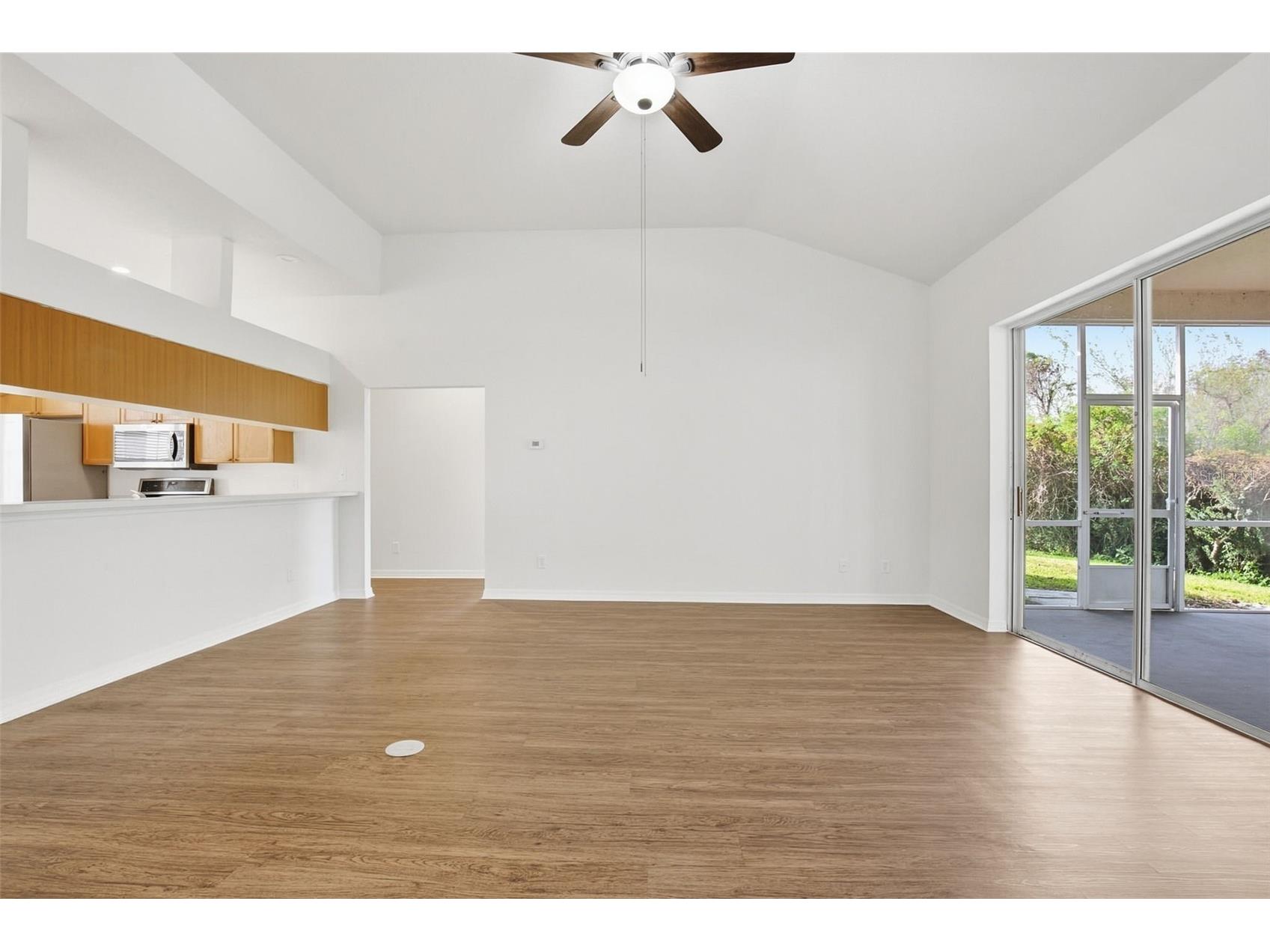 28516 Hanging Moss Loop Wesley Chapel FL 33543 O6372936 image3