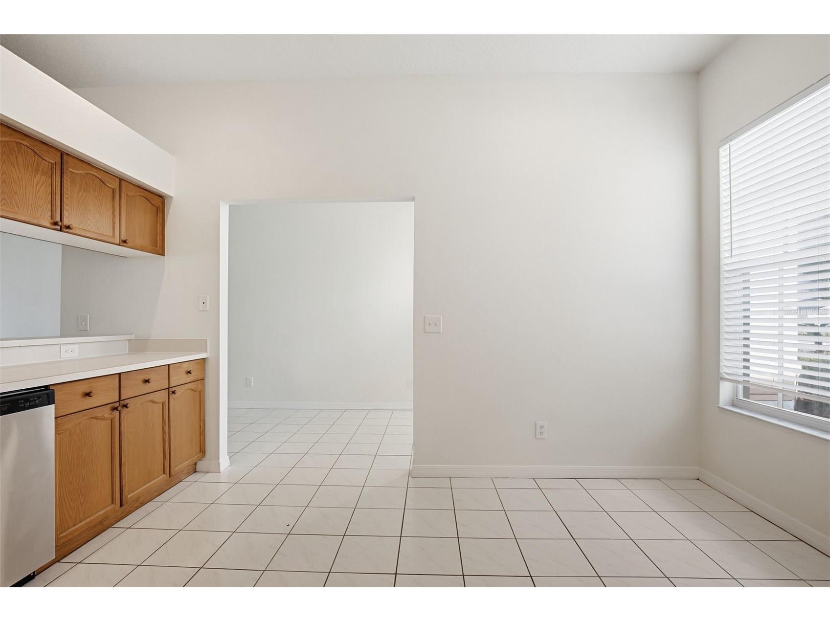 28516 Hanging Moss Loop Wesley Chapel FL 33543 O6372936 image8