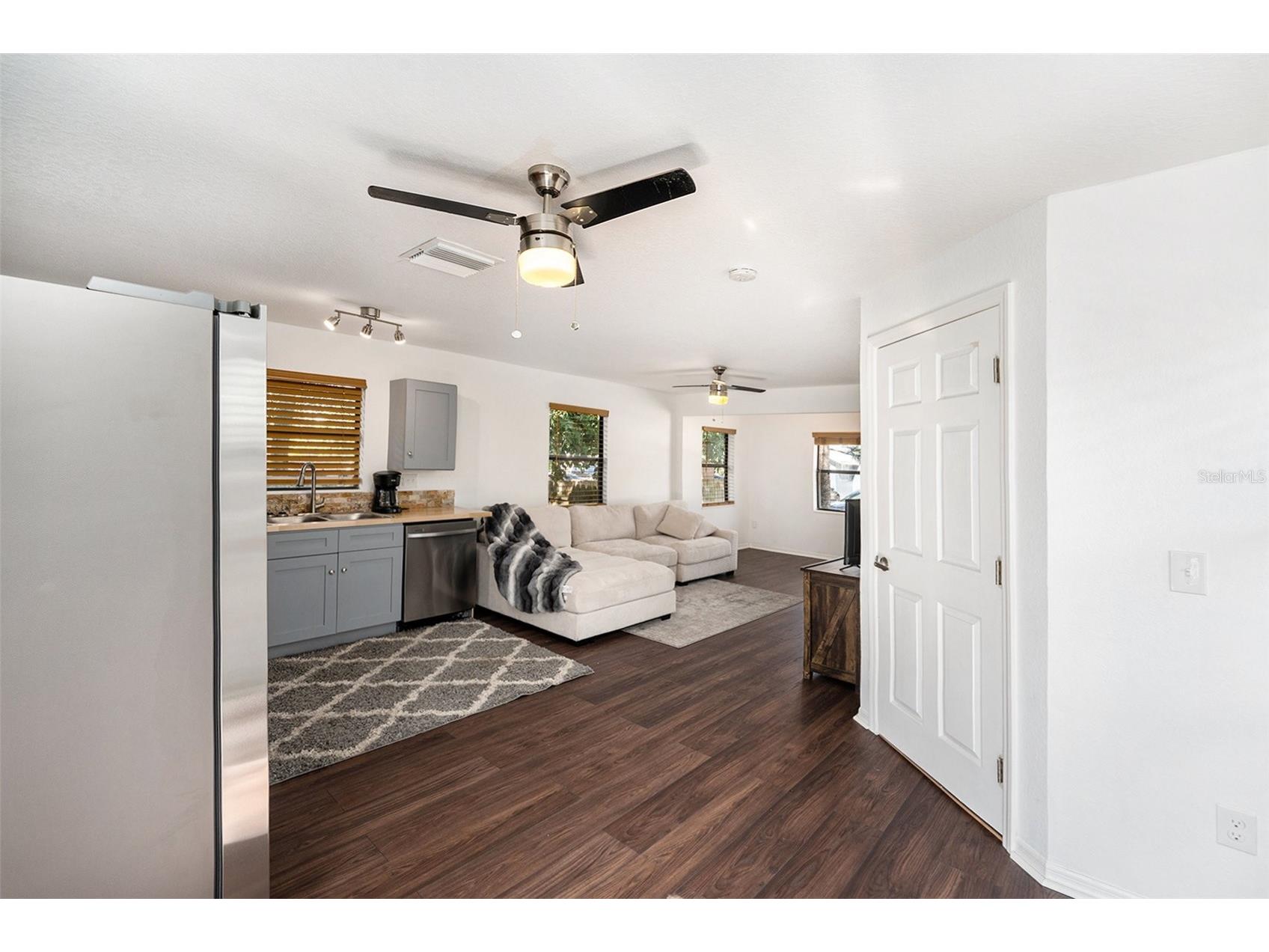 2852 59th Avenue N Saint Petersburg FL 33714 TB8451023 image14