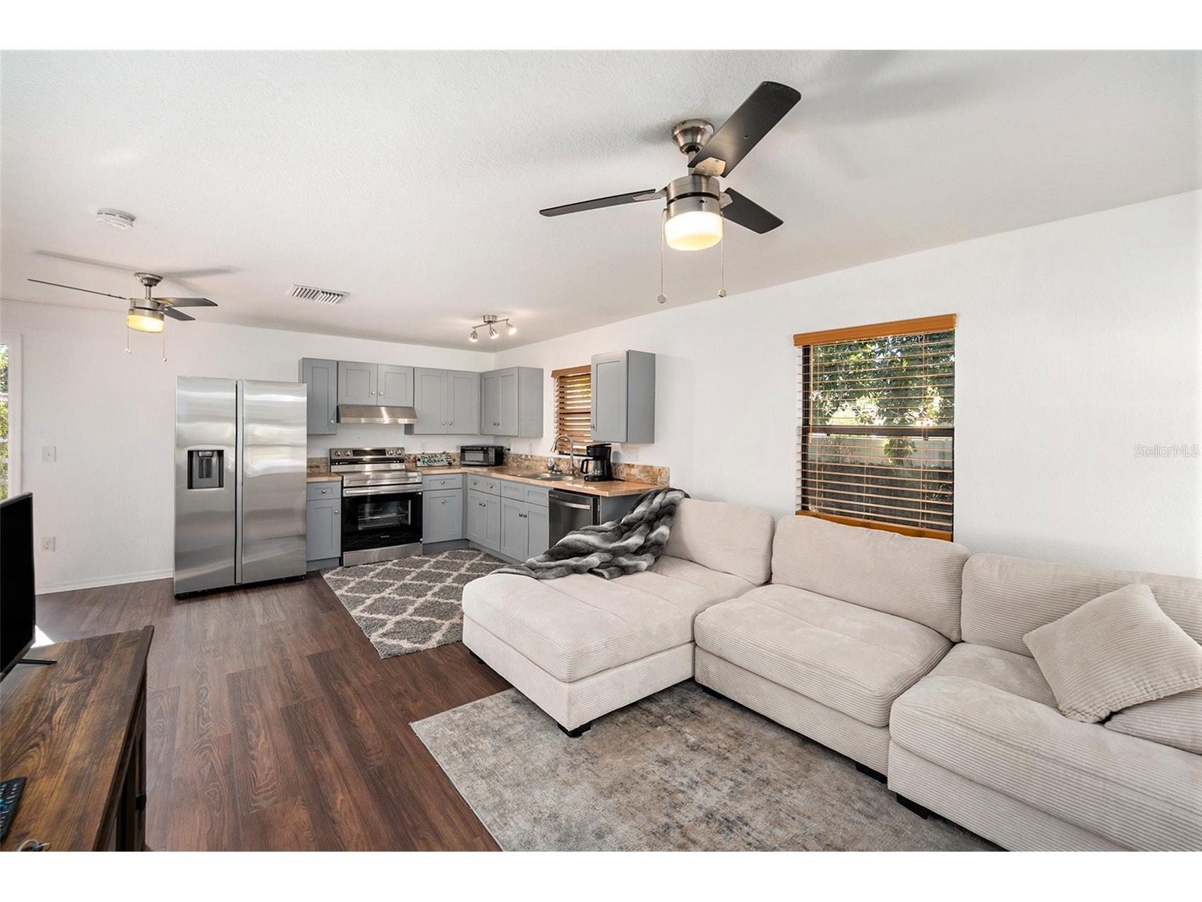 2852 59th Avenue N Saint Petersburg FL 33714 TB8451023 image8