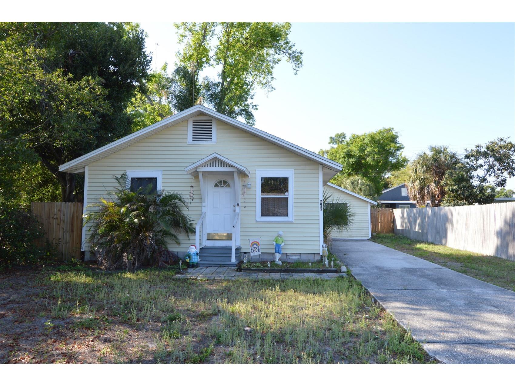 2852 60th Avenue N Saint Petersburg FL 33714 TB8493238 image1