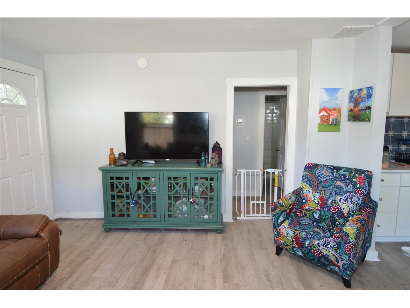 2852 60th Avenue N Saint Petersburg FL 33714 TB8493238 image10