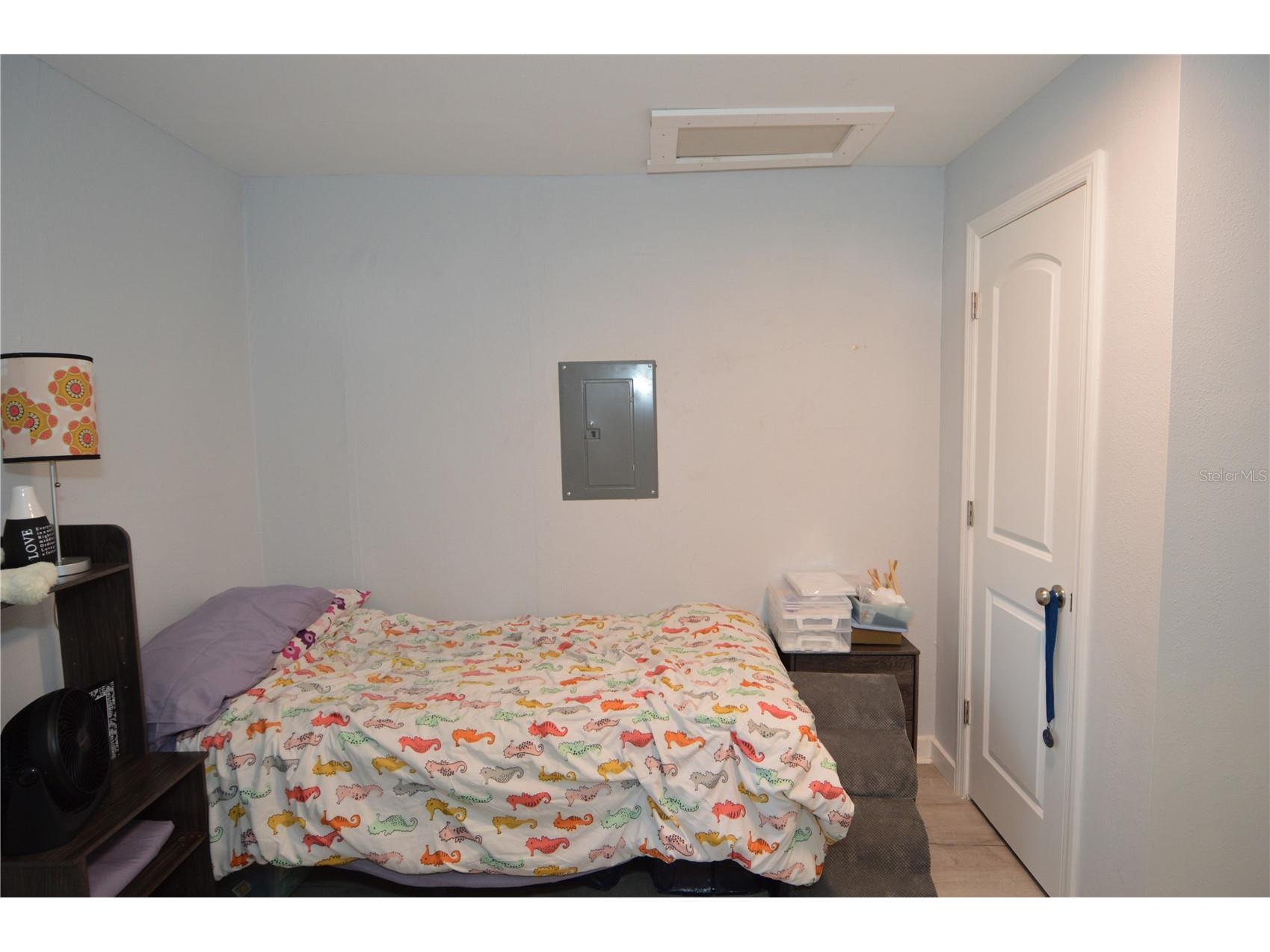 2852 60th Avenue N Saint Petersburg FL 33714 TB8493238 image20