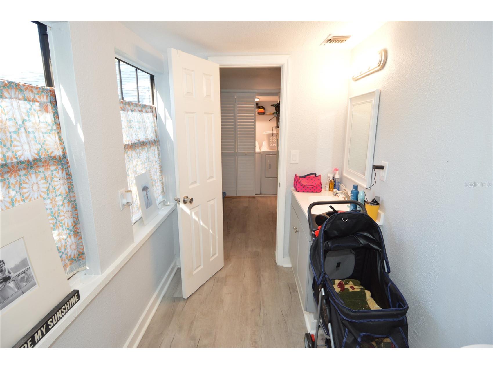 2852 60th Avenue N Saint Petersburg FL 33714 TB8493238 image43