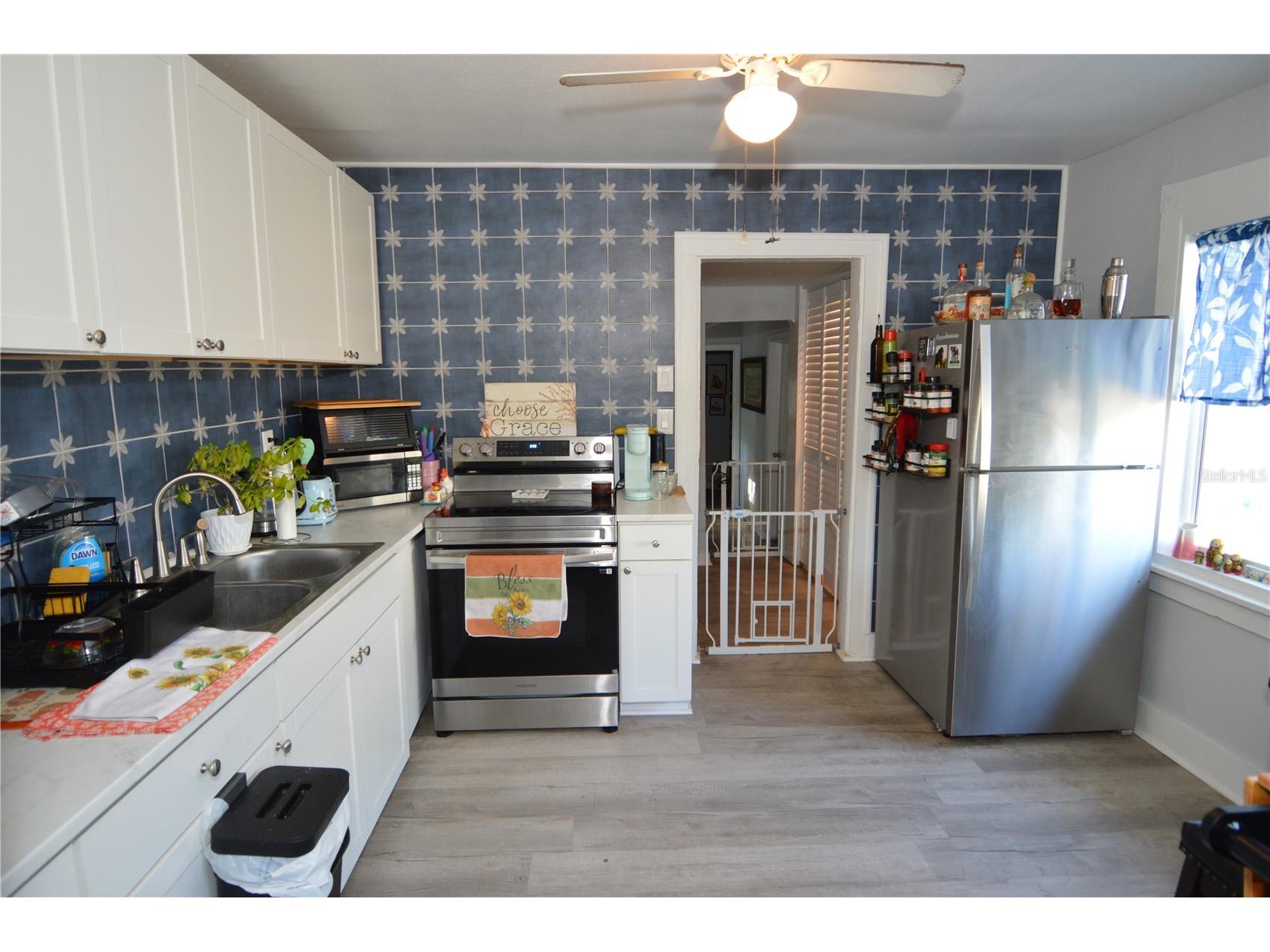 2852 60th Avenue N Saint Petersburg FL 33714 TB8493238 image6