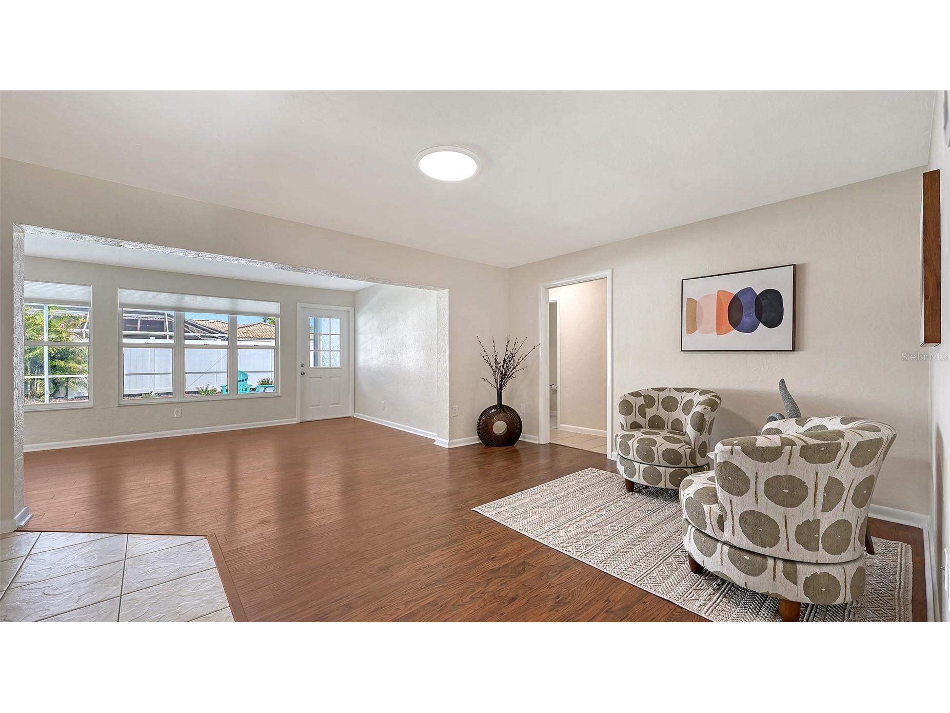 2852 Captiva Drive Sarasota FL 34231 A4661671 image11