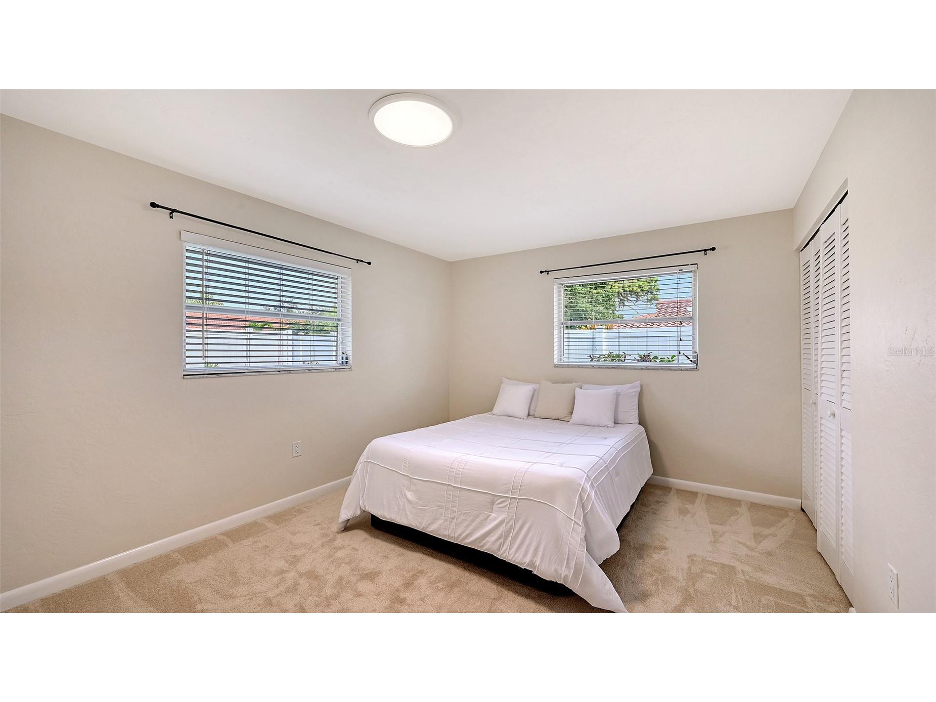 2852 Captiva Drive Sarasota FL 34231 A4661671 image23