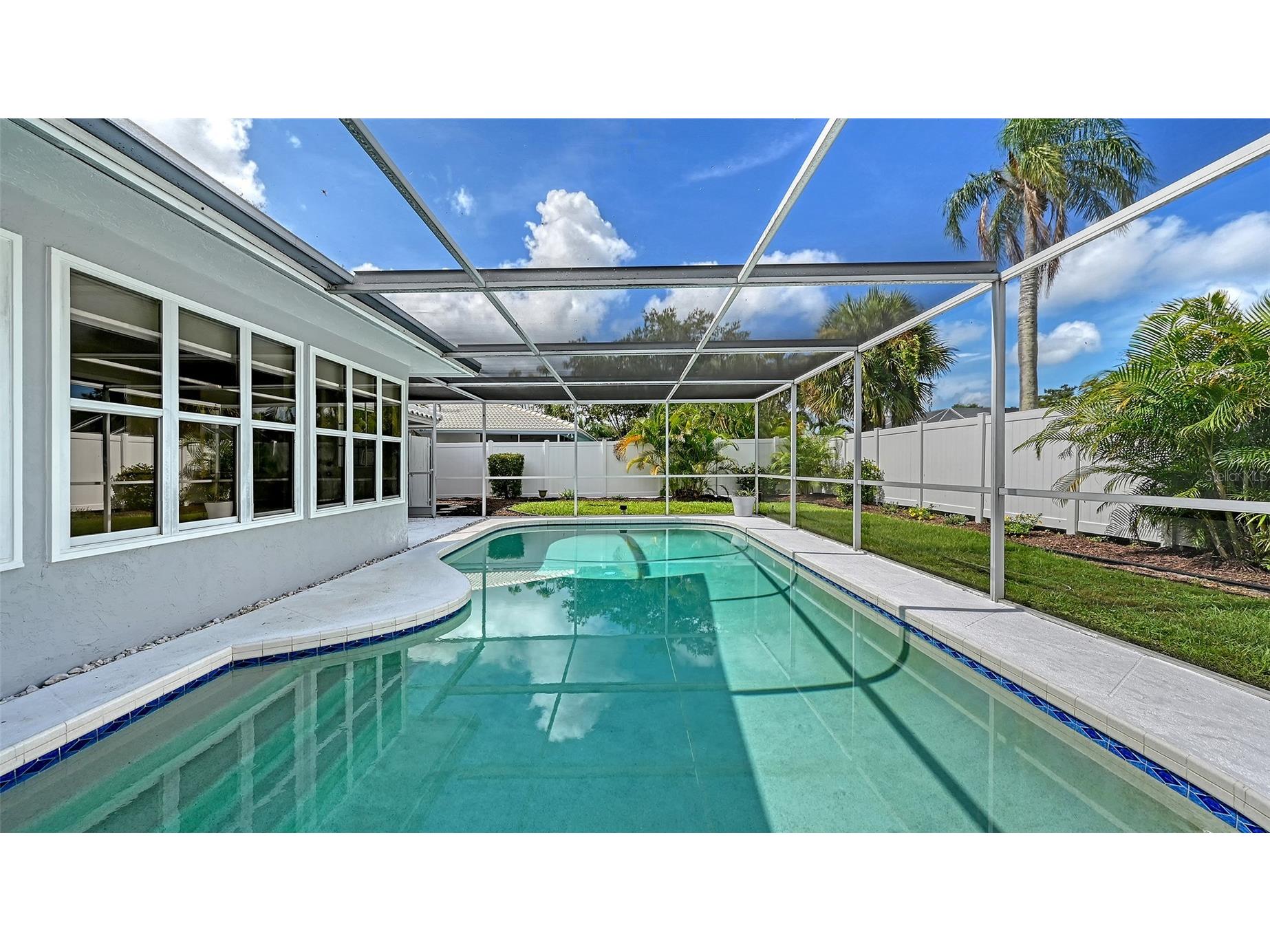 2852 Captiva Drive Sarasota FL 34231 A4661671 image30