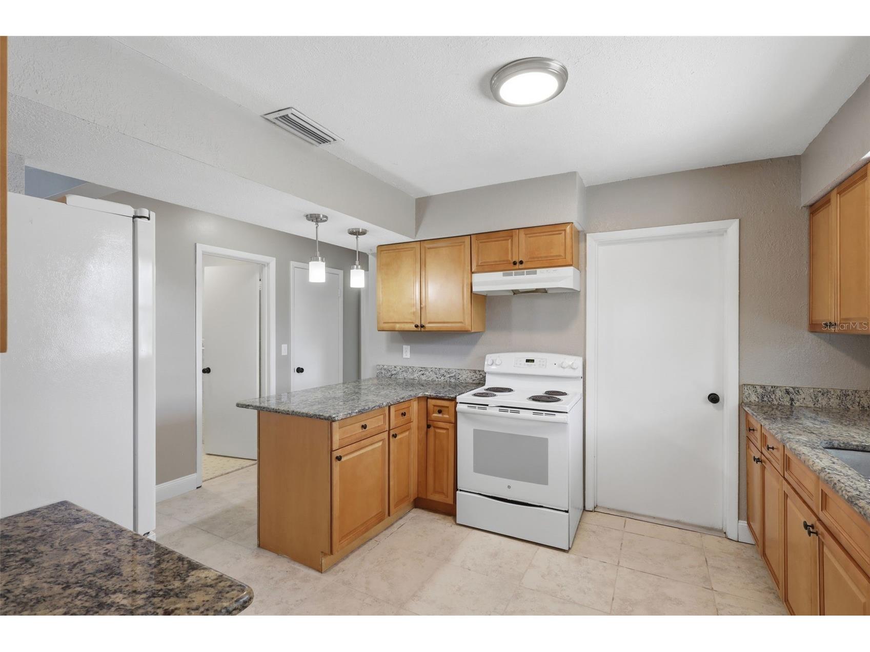 2852 English Drive Deltona FL 32738 V4949527 image10