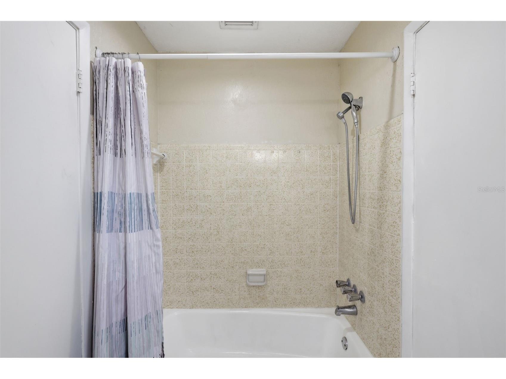 2852 English Drive Deltona FL 32738 V4949527 image27