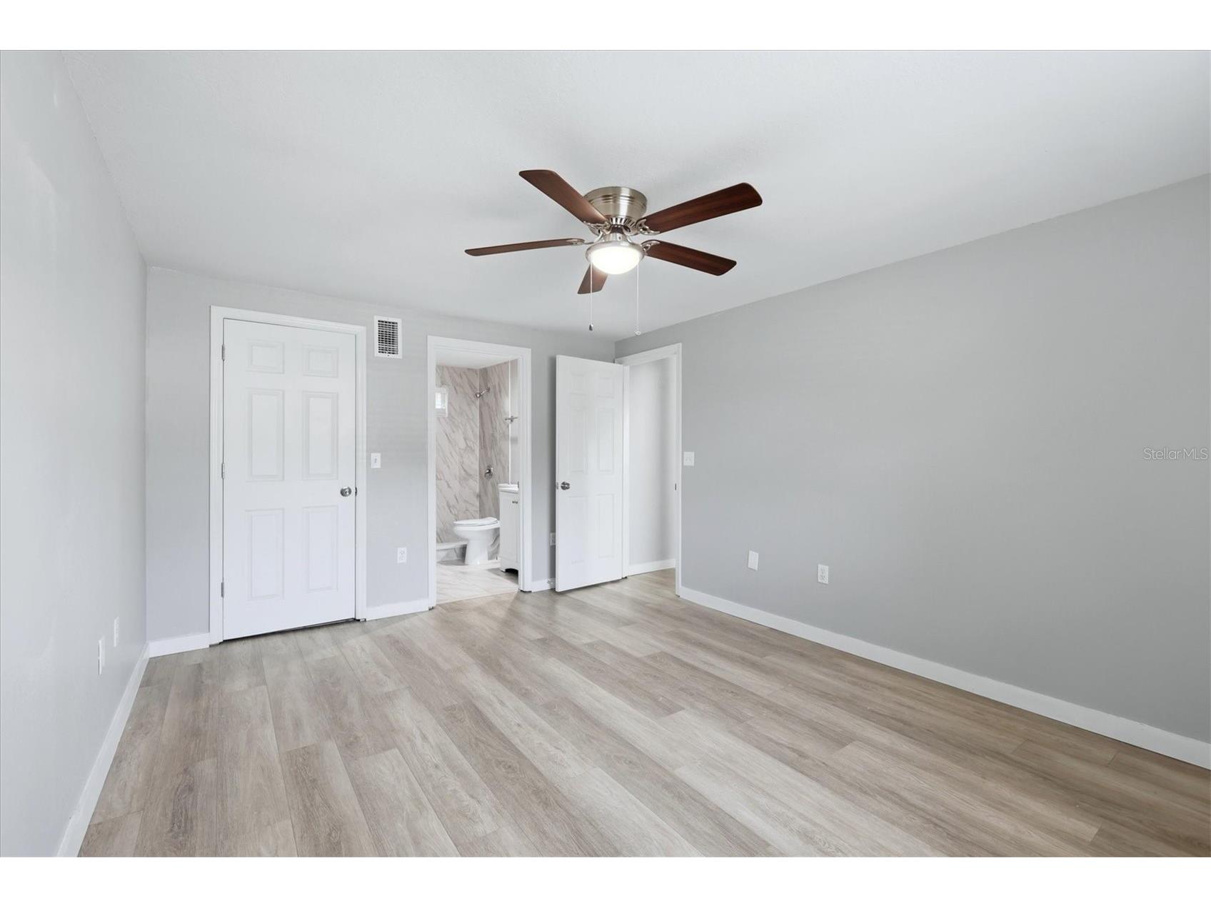 2852 Nassau Street Sarasota FL 34231 A4689690 image16