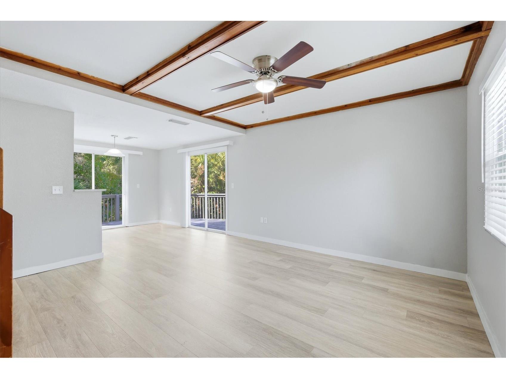 2852 Nassau Street Sarasota FL 34231 A4689690 image3