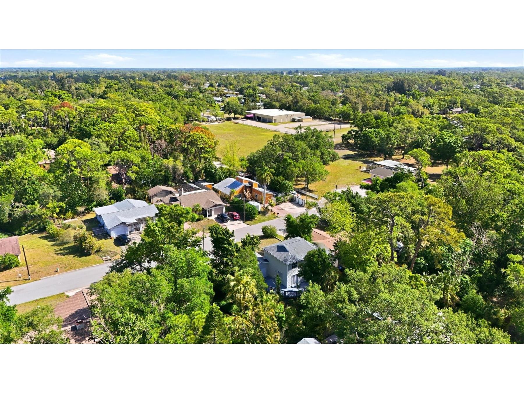 2852 Nassau Street Sarasota FL 34231 A4689690 image41