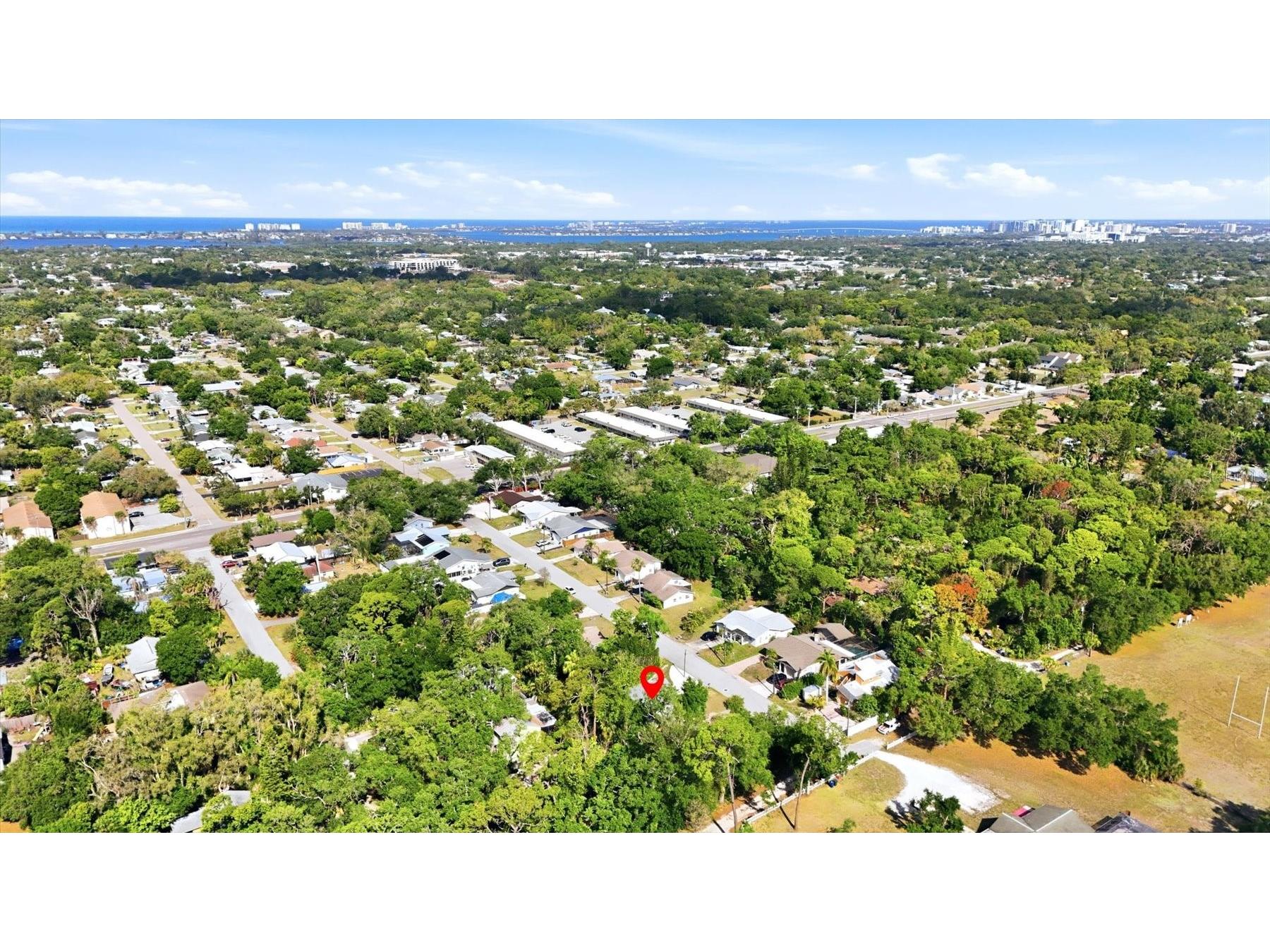 2852 Nassau Street Sarasota FL 34231 A4689690 image43