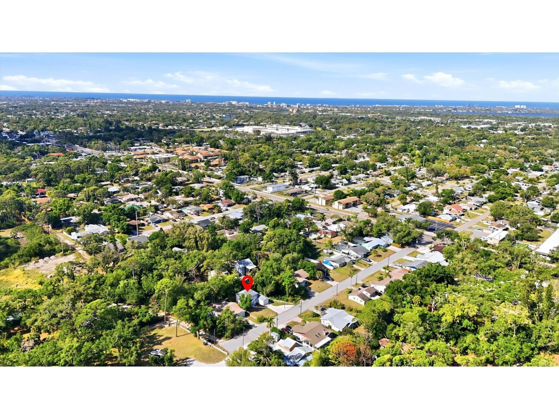 2852 Nassau Street Sarasota FL 34231 A4689690 image45