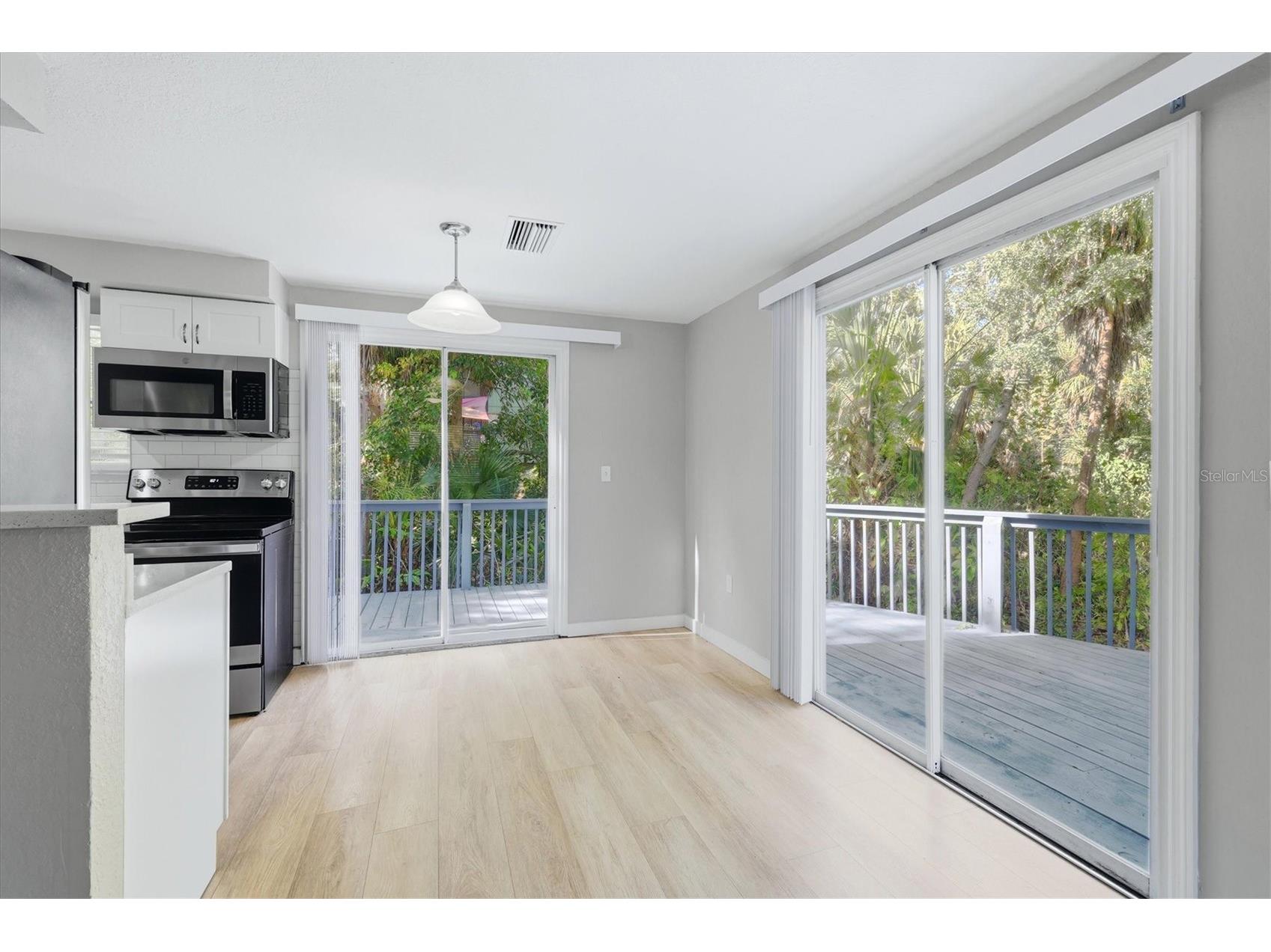 2852 Nassau Street Sarasota FL 34231 A4689690 image6