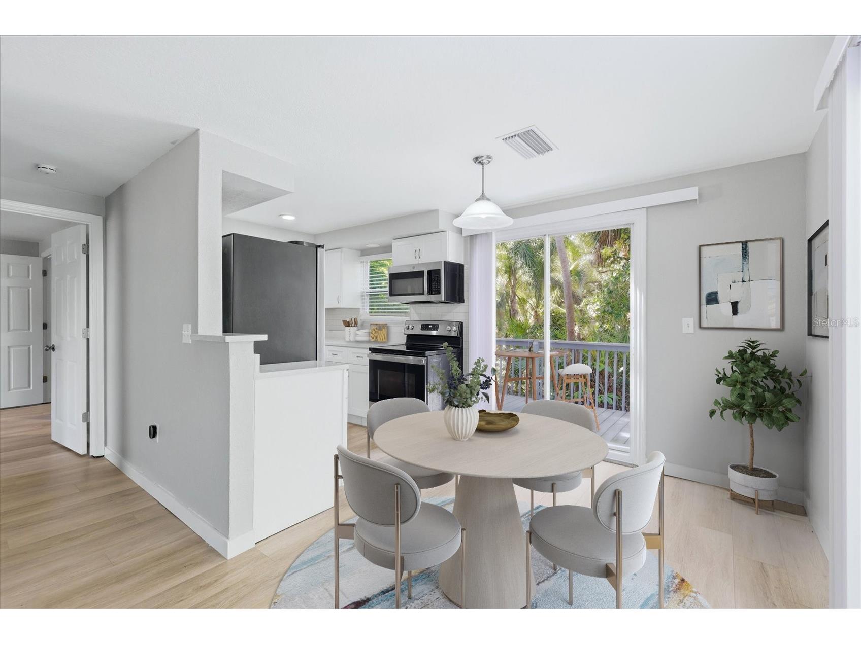 2852 Nassau Street Sarasota FL 34231 A4689690 image7