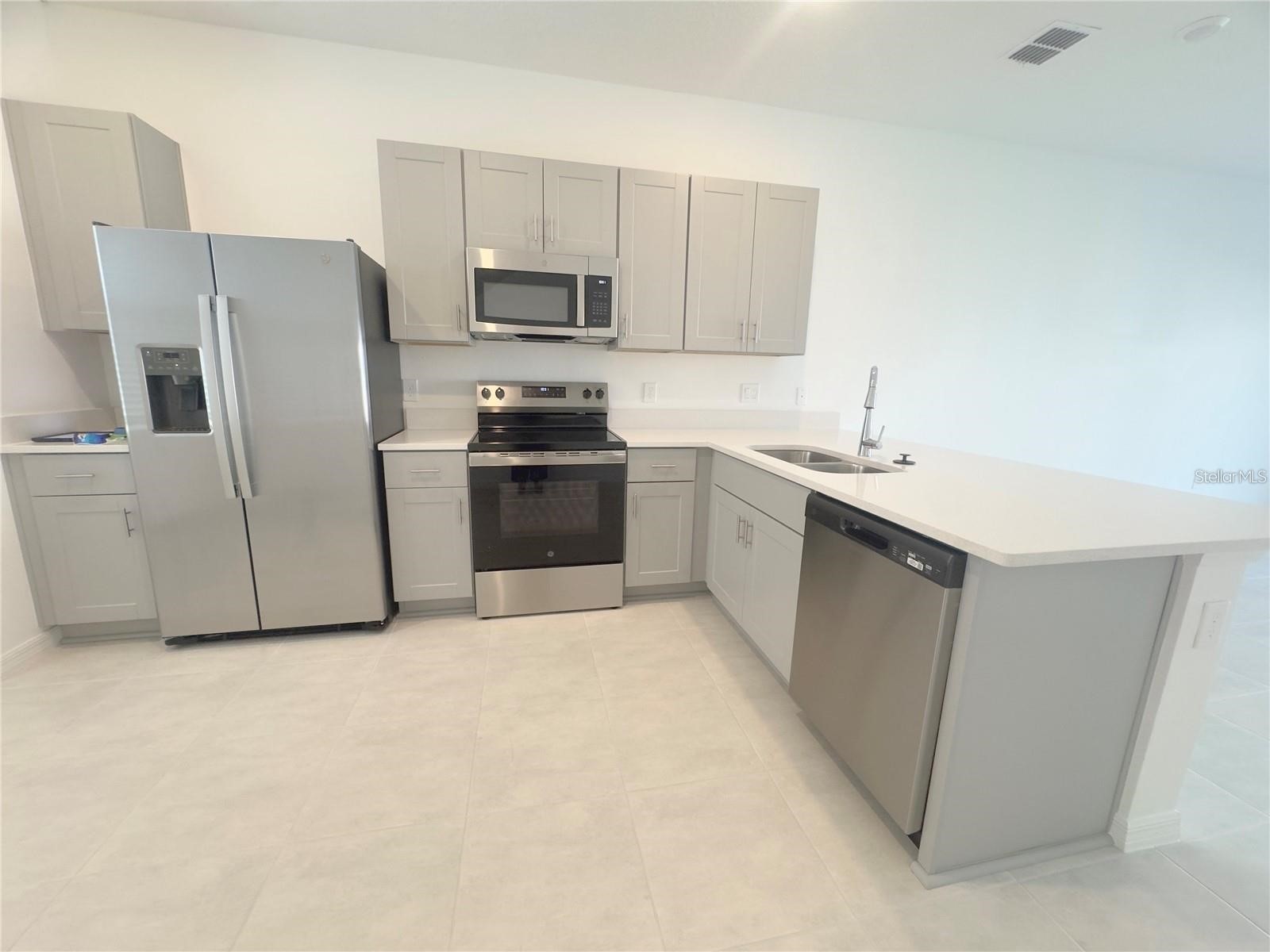2852 Skyline Loop Kissimmee FL 34758 O6417310 image2