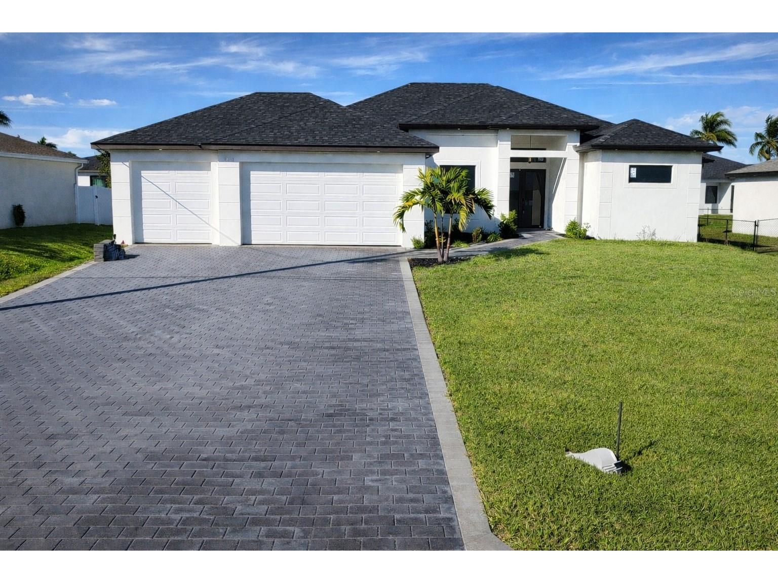 2853 NW 3rd Street Cape Coral FL 33993 C7526206 image2