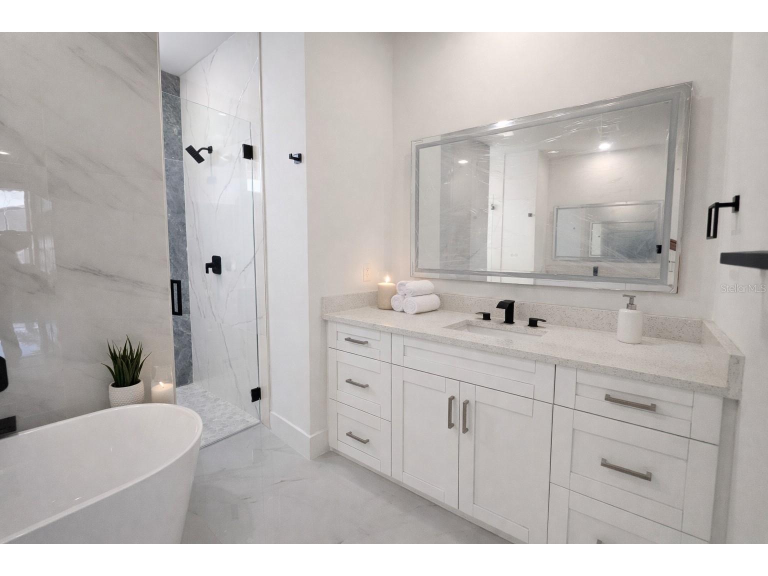 2853 NW 3rd Street Cape Coral FL 33993 C7526206 image20