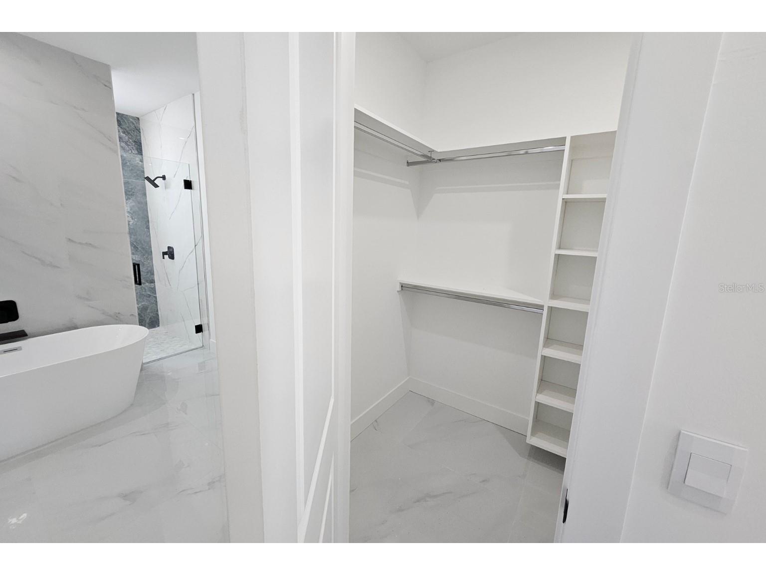 2853 NW 3rd Street Cape Coral FL 33993 C7526206 image23